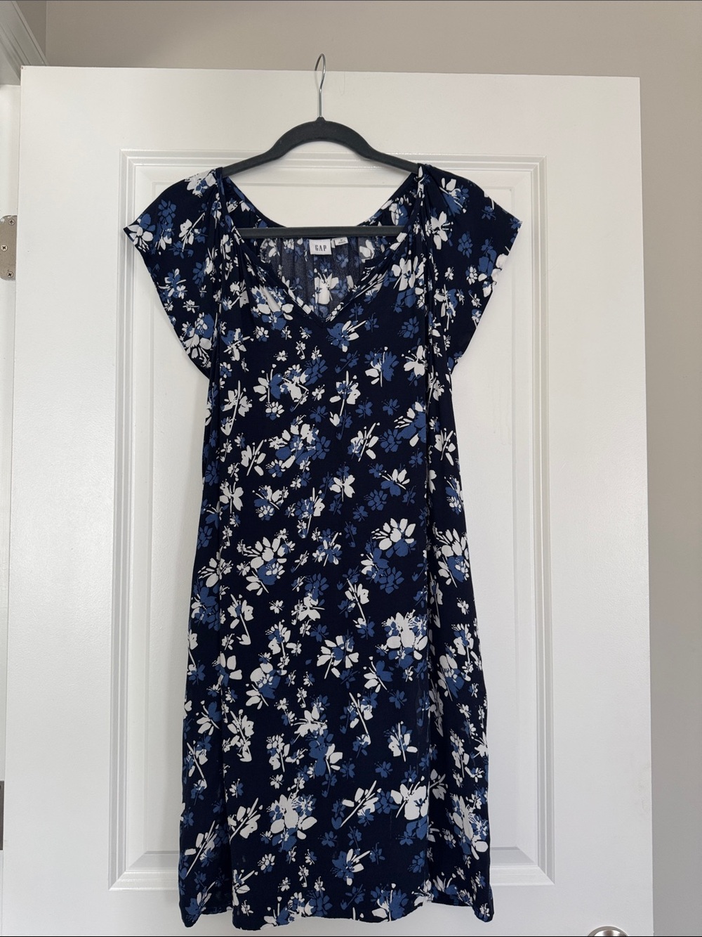 GAP Navy and White Floral Midi Dress